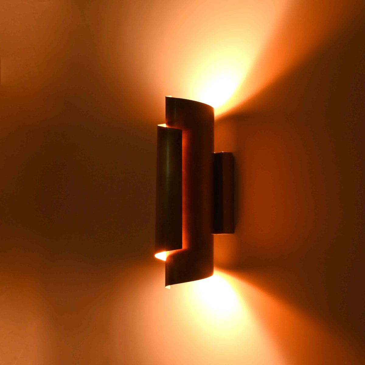 Size guide for Arcus Brass Ribbon Wall Sconce – Tall Up Down Wall Light – Model 32992
