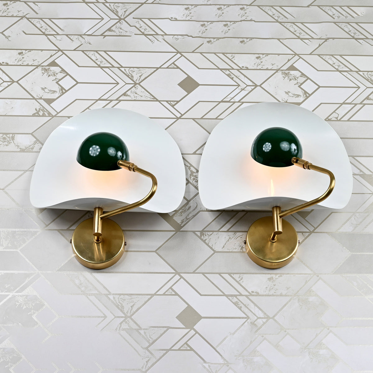 Vienna Aura - Orbital Wall Sconce - 14" - 32585