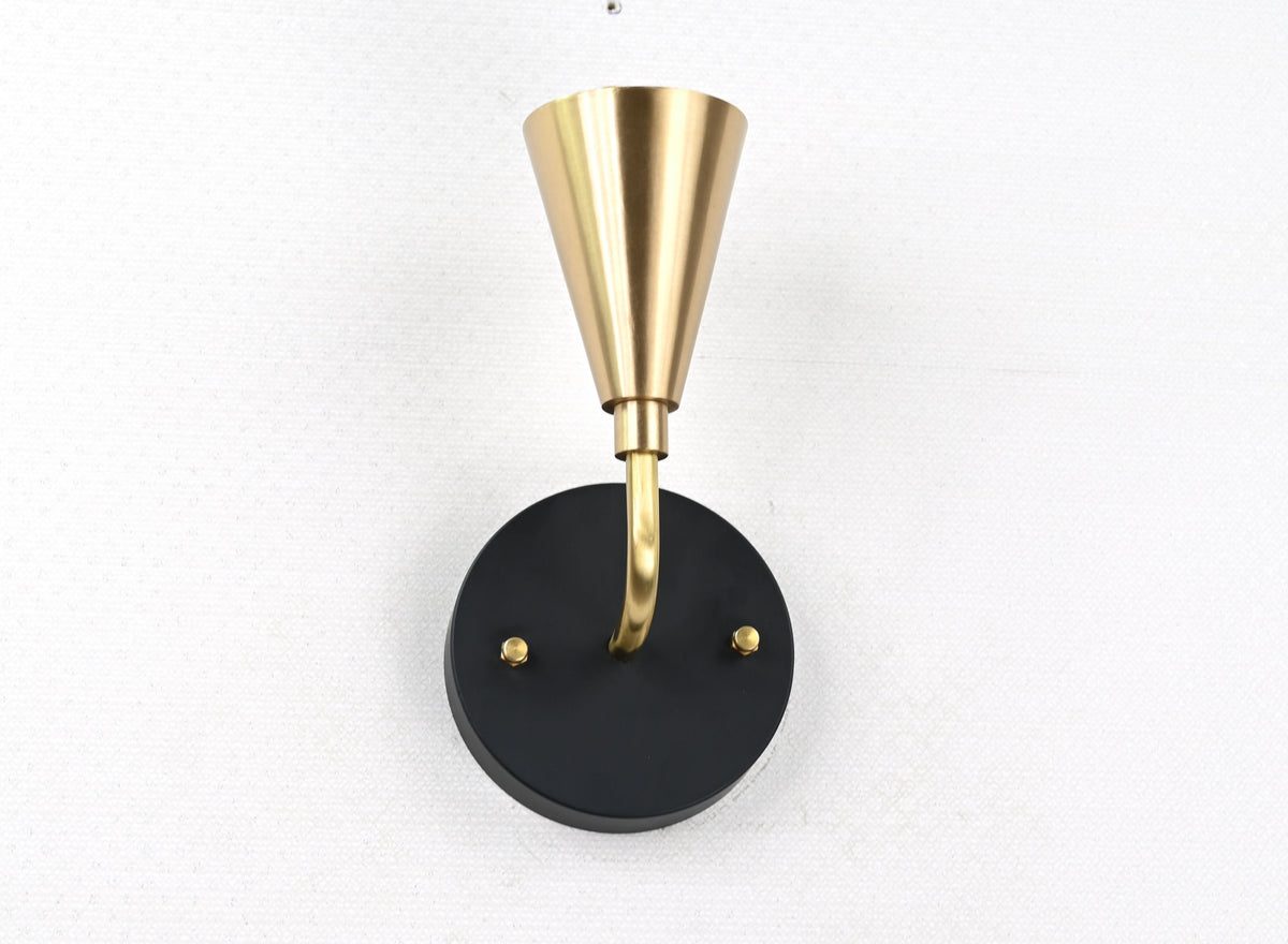 Verona Arc - Cone Wall Sconce - 8" - 32577