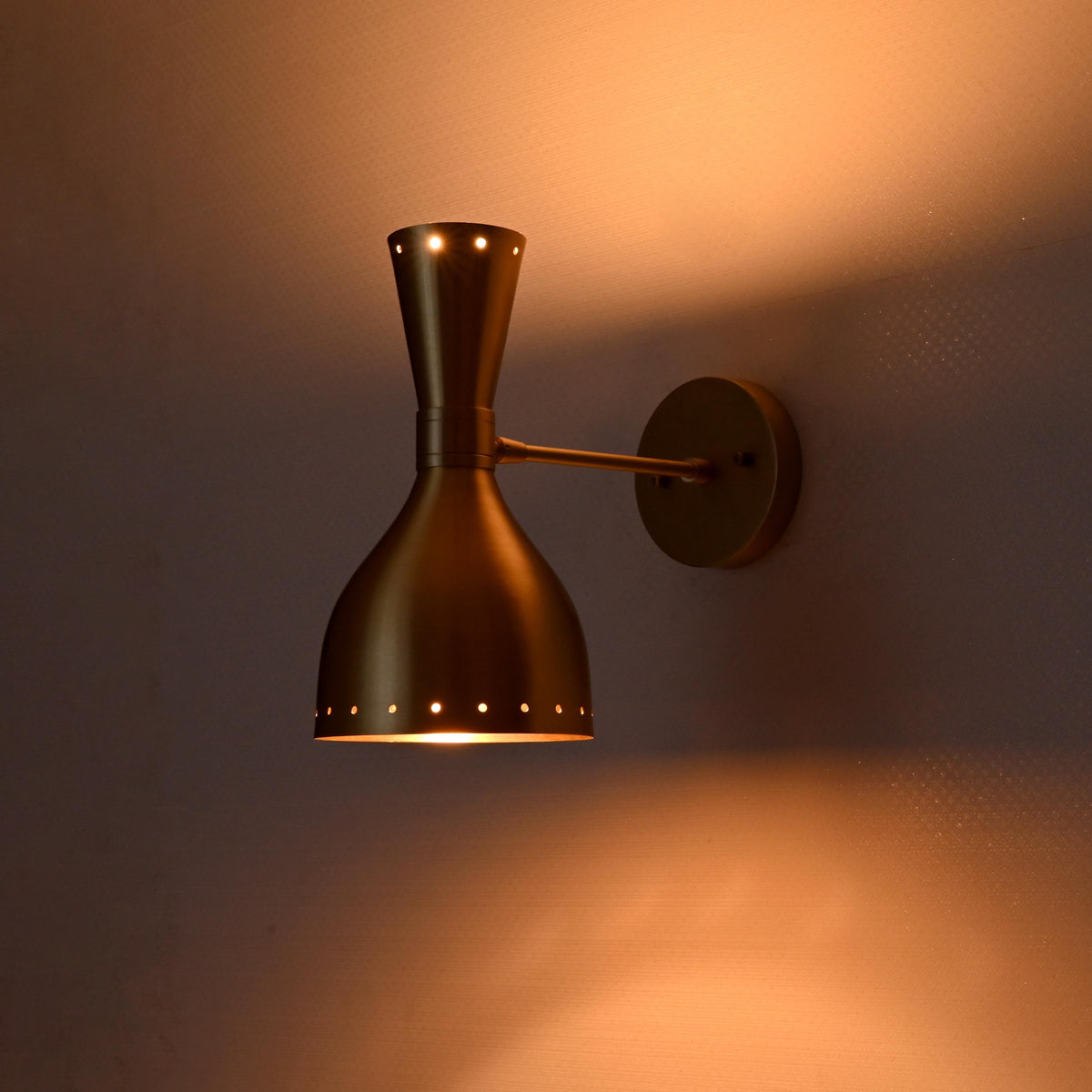 Florence Spire - Uplifting Wall Sconce - 11" - 32588