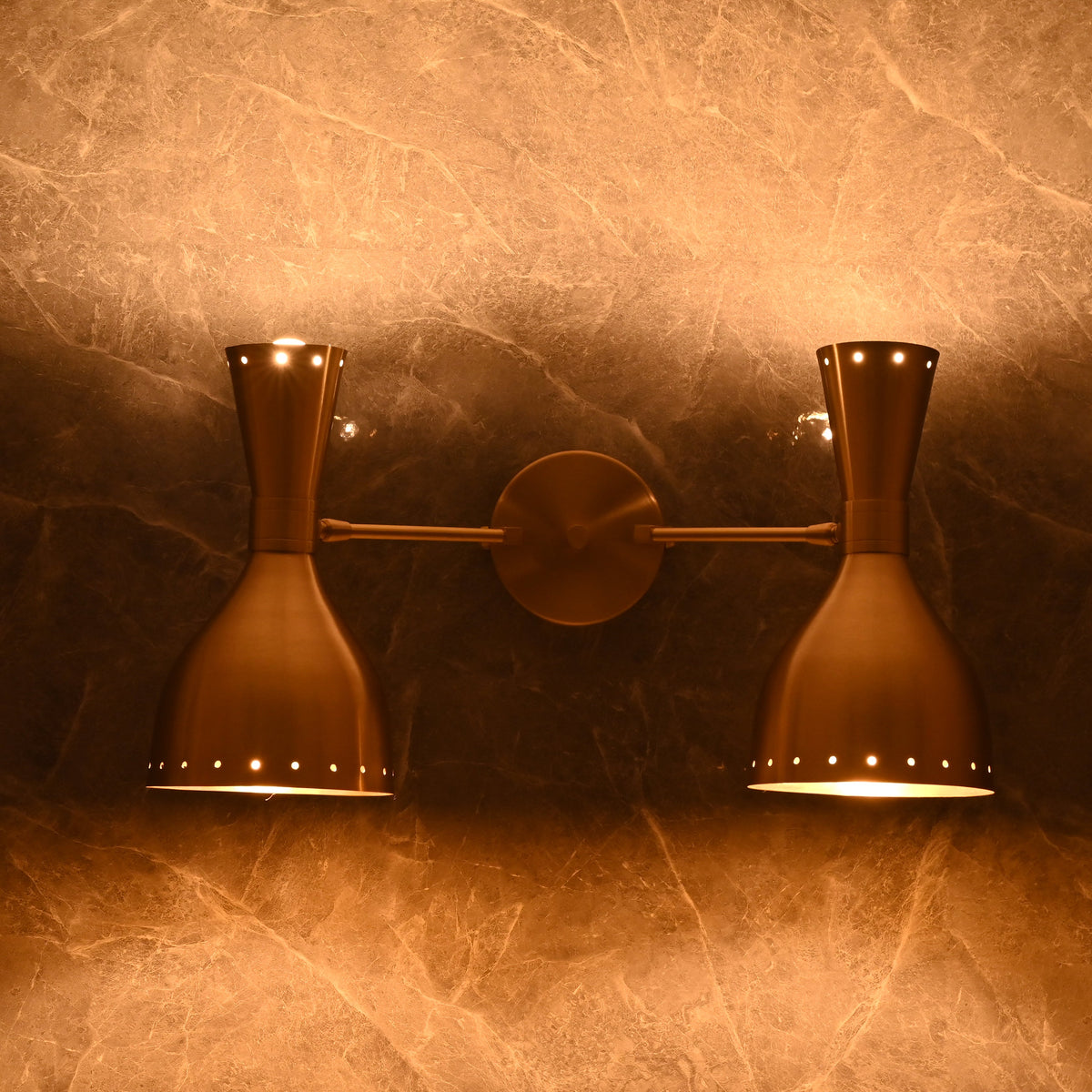Rome Formculptural Wall Sconce - 21" - 32601
