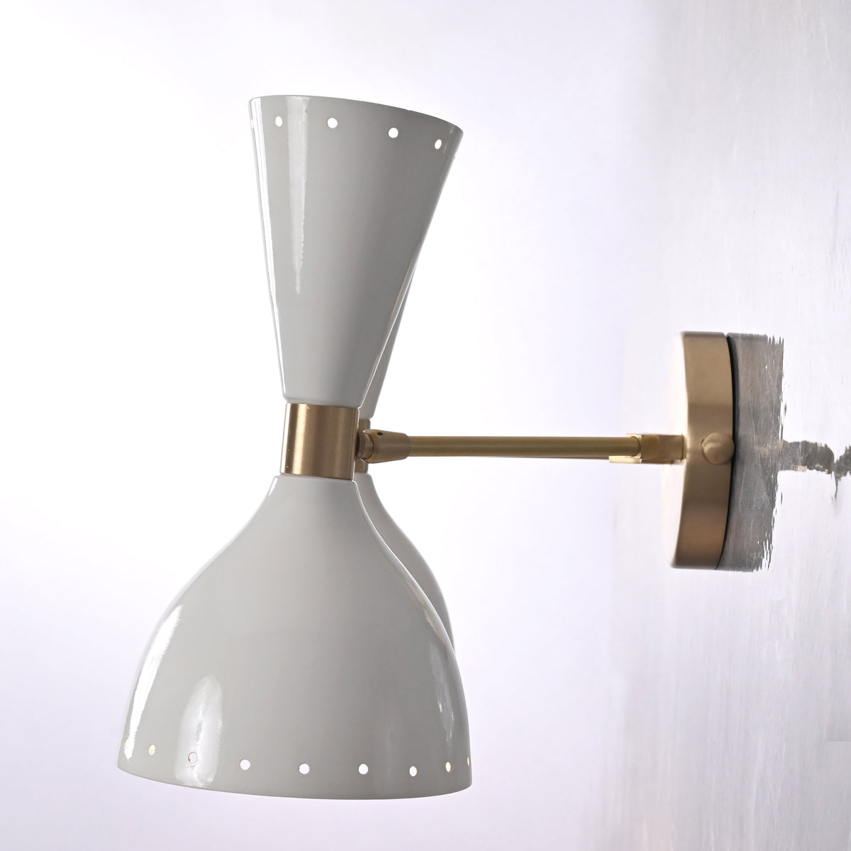 Rome Formculptural Wall Sconce - 20" - 32604