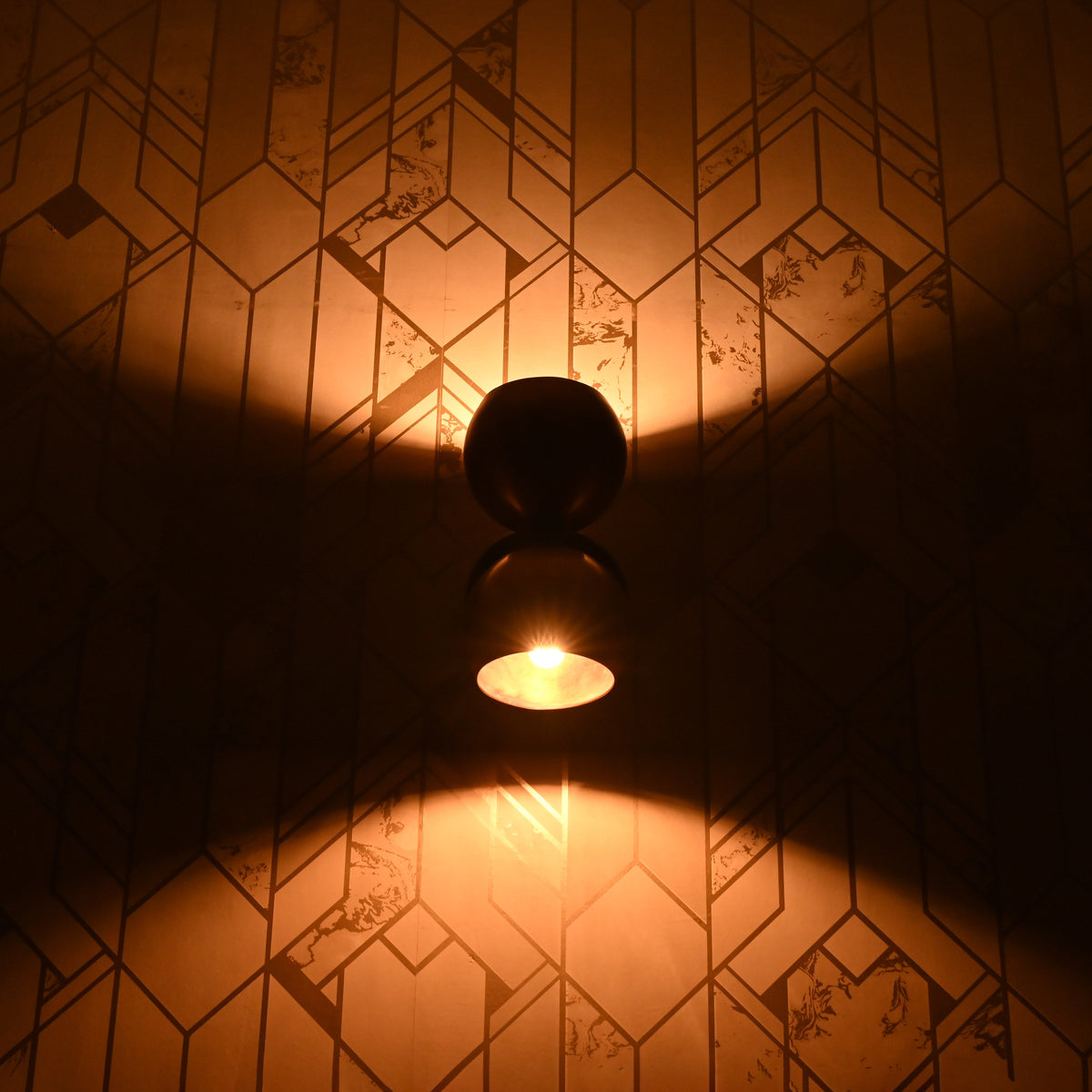 Vienna Aura - Globe Wall Sconce - 8" - 32620