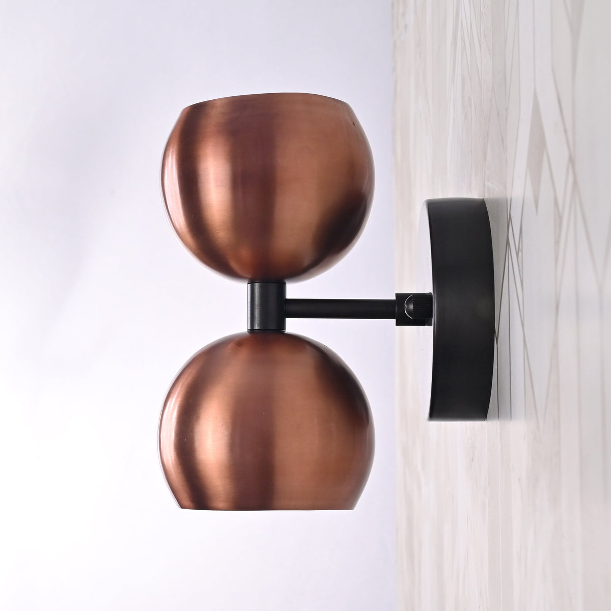 Vienna Aura - Globe Wall Sconce - 8" - 32620