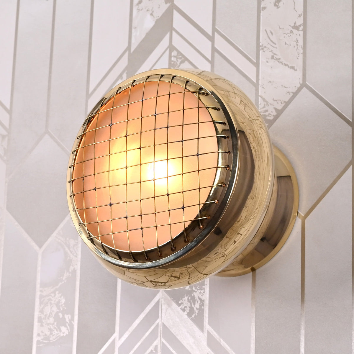 Vienna Aura - Orbital Wall Sconce - 7.5" - 32624
