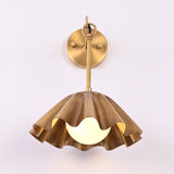 Siena Petalia – Scalloped Brass Wall Sconce – 1-Light – 10" x 13"