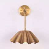 Siena Petalia – Scalloped Brass Wall Sconce – 1-Light – 10" x 13"