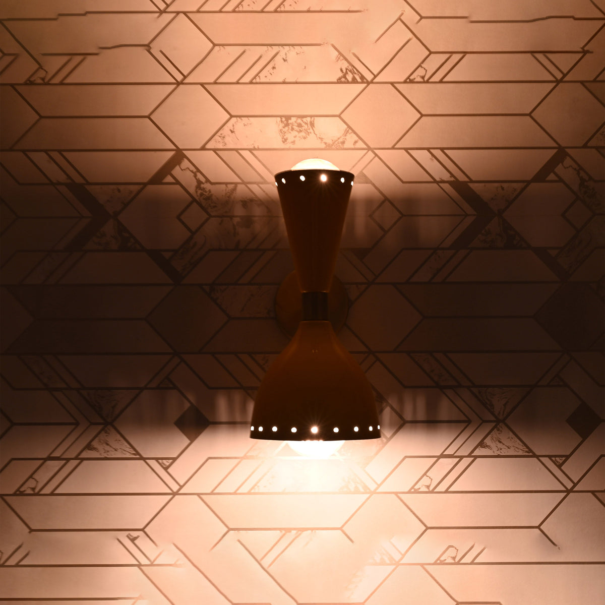 Milan Halo - Diabolo Wall Sconce - 11" - 32581